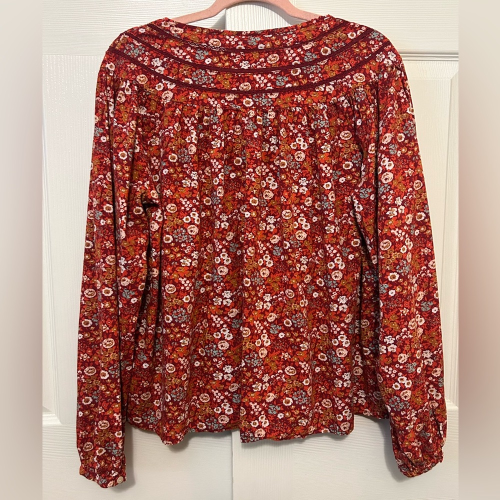 Universal Thread Red Floral Blouse - image 5